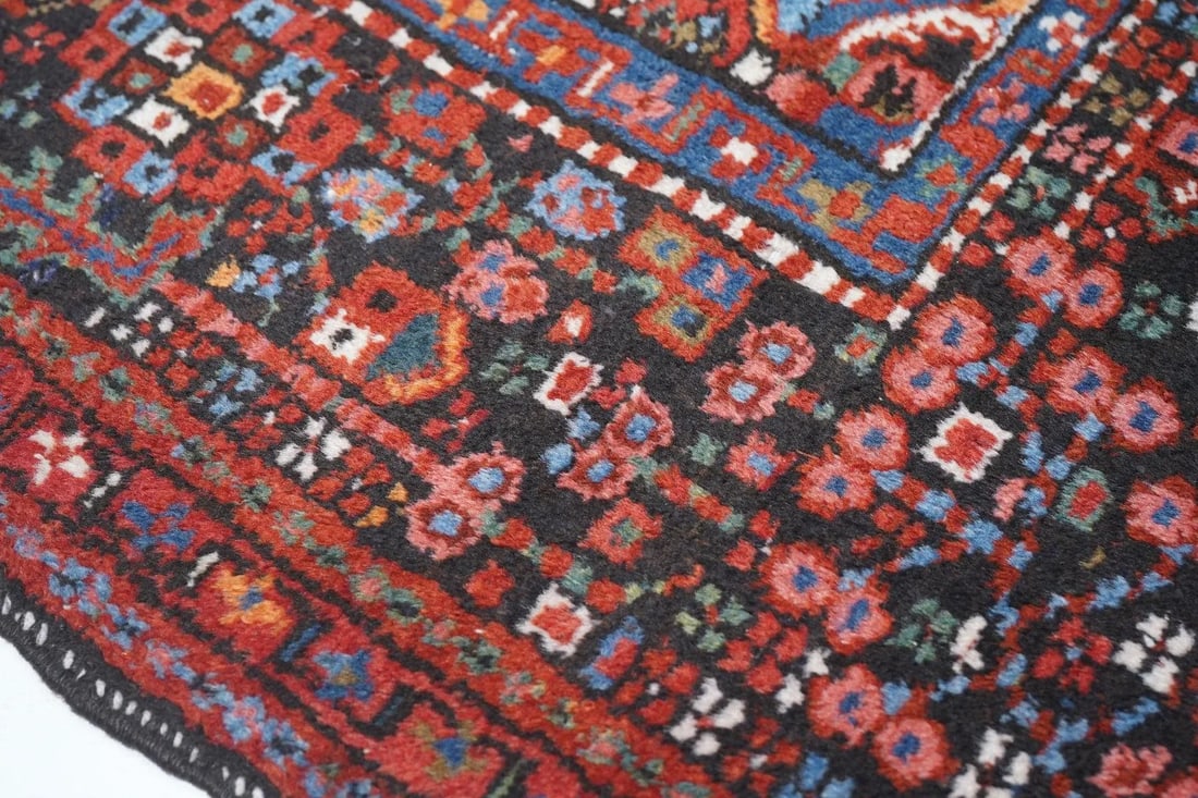 1960s Vintage Karajeh Rug 4'10'' x 6'2'' - 10