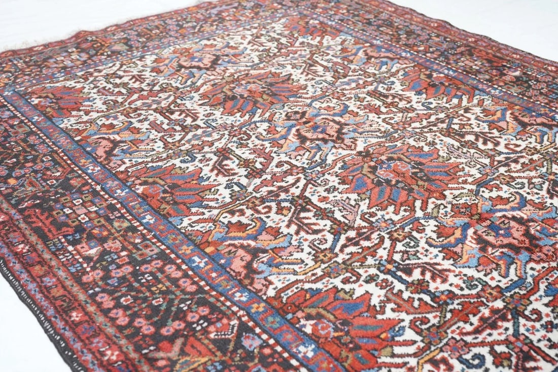 1960s Vintage Karajeh Rug 4'10'' x 6'2'' - 12
