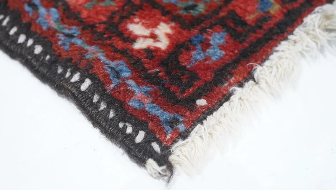 1960s Vintage Karajeh Rug 4'10'' x 6'2'' - 7
