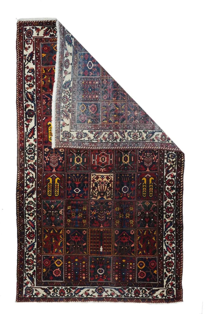 Vintage Bakhtiari Rug 6'7'' X 10'11'' - 2
