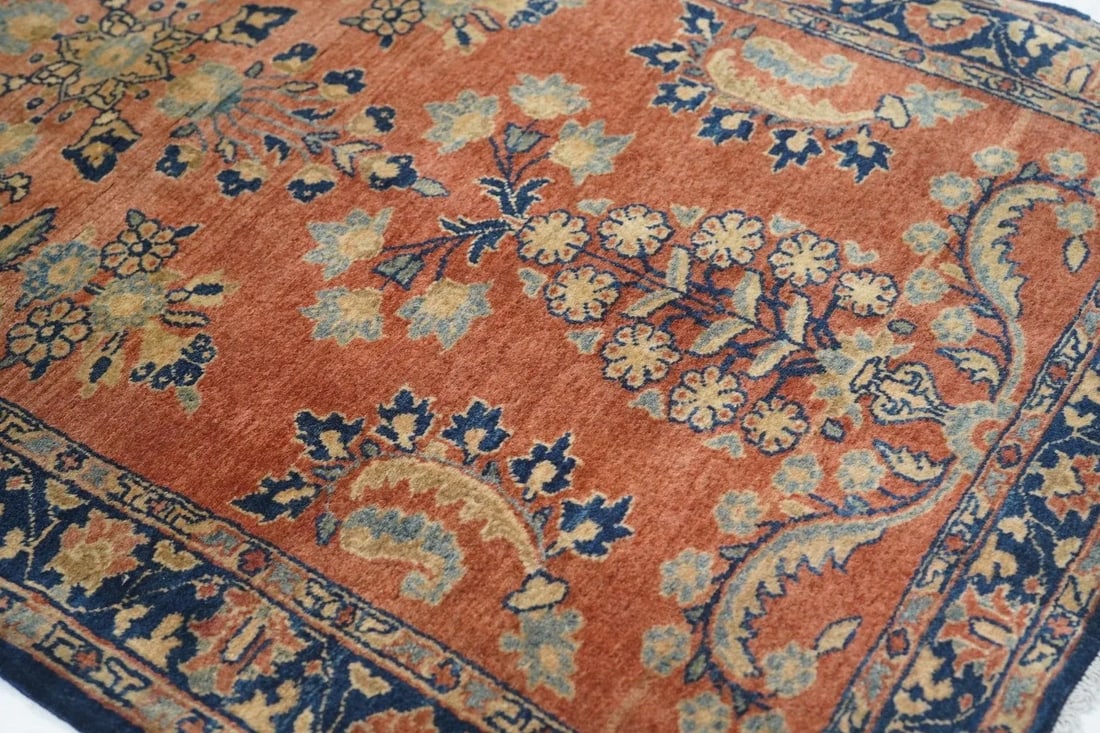 Antique Persian Sarouk Rug 2'6'' x 4'10'' - 4