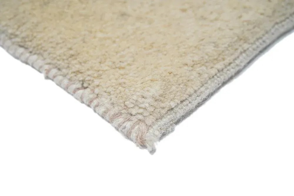 1970s Vintage Gabbeh Rug 4'1'' x 6'2'' - 3