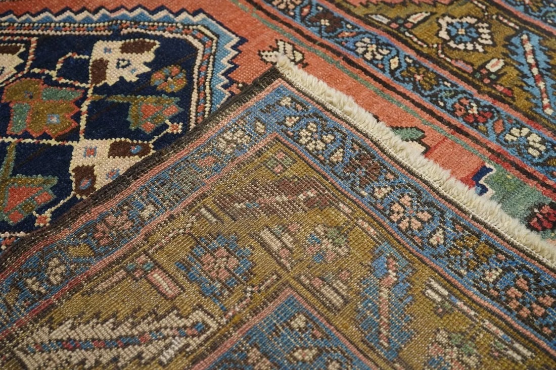 Antique Persian Heriz Rug 3'9'' x 5'1'' - 7