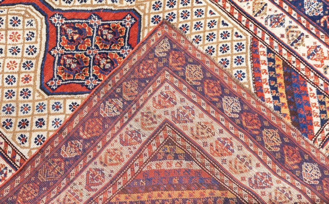 Antique Persian Qashqai Rug 3'4'' x 5'3'' - 3