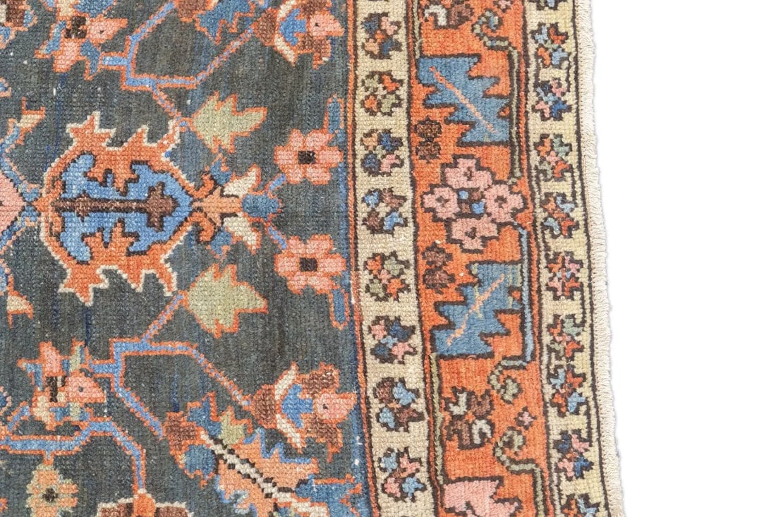 Antique Persian Heriz Rug 4' x4'5'' - 10