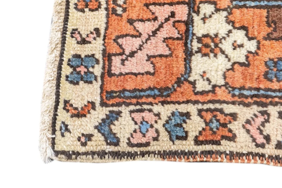 Antique Persian Heriz Rug 4' x4'5'' - 11