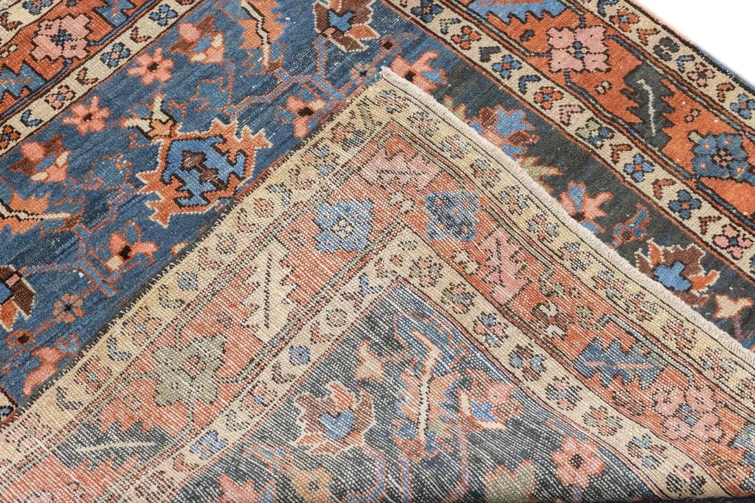 Antique Persian Heriz Rug 4' x4'5'' - 4