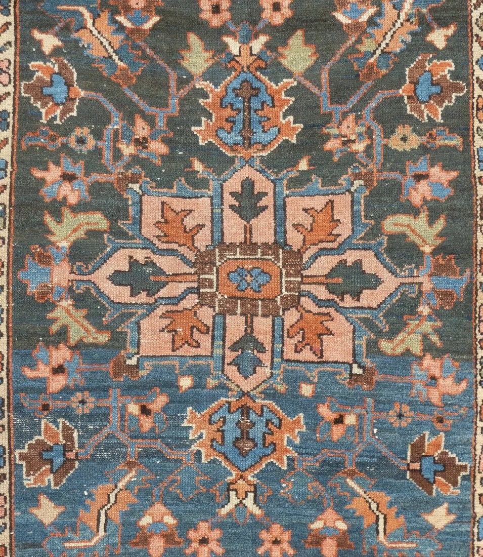 Antique Persian Heriz Rug 4' x4'5'' - 6