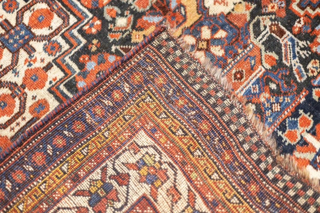 Late 18th Century Antique Persian Qashqai Rug 5'10'' x 8'2'' - 4