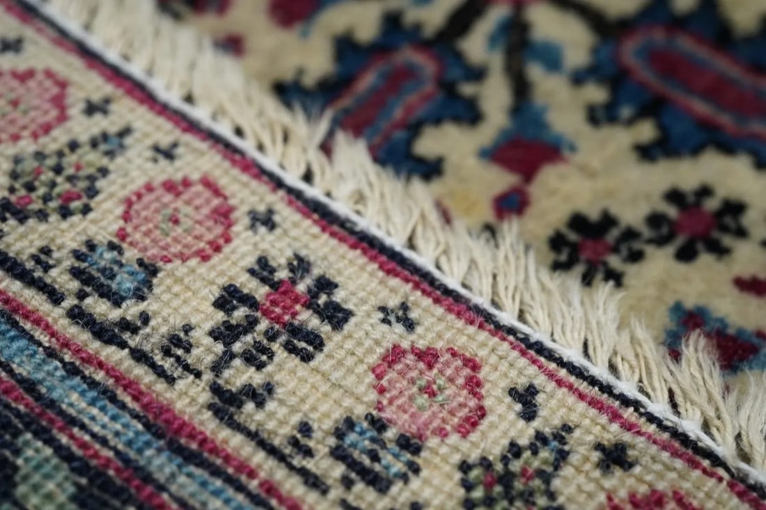 Late 18th Century Antique Persian Tehran Rug 4'3'' x 6'9'' - 8