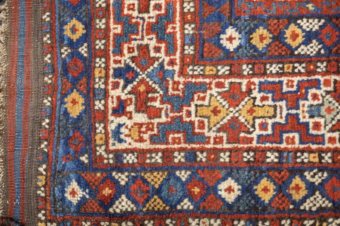 Antique Persian Qashqai Rug 4'7'' x 6'5'' - 10