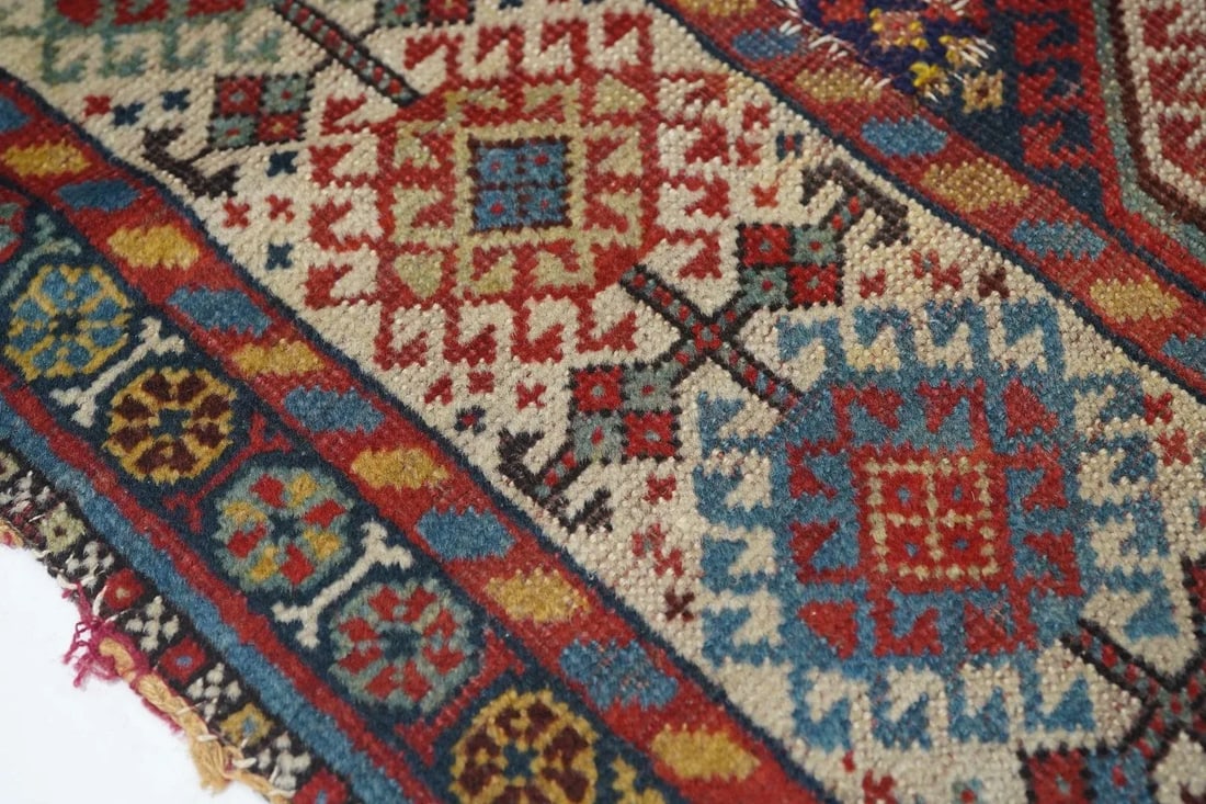 Antique Qashqai Rug 4'5'' x 7'7'' - 8
