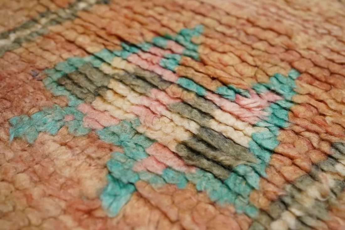 Vintage Moroccan Rug 5'11'' X 6'9'' - 3