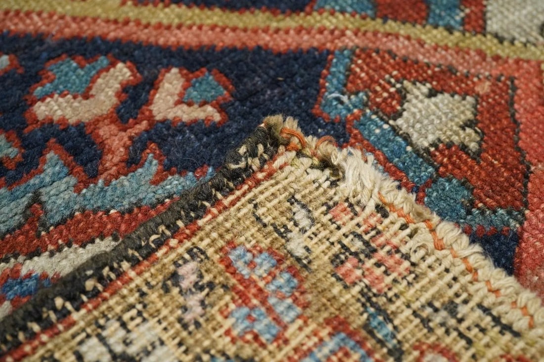 Late 18th Century Antique Serapi Rug 9'9'' x 13'6'' - 2