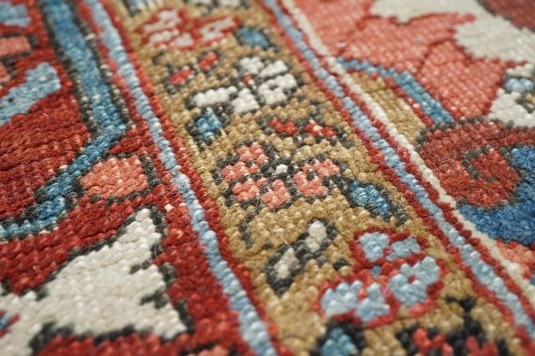 Late 18th Century Antique Serapi Rug 9'9'' x 13'6'' - 9
