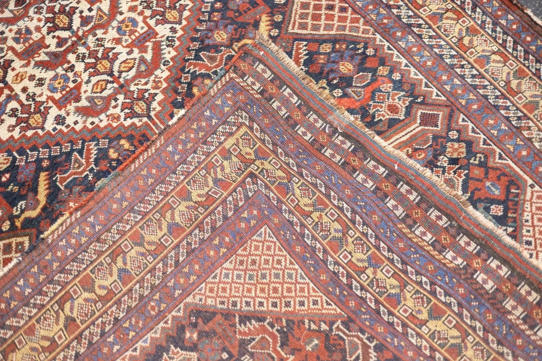 Late 18th Century Antique Persian Qashqai Rug 4'9'' x 6'4'' - 4