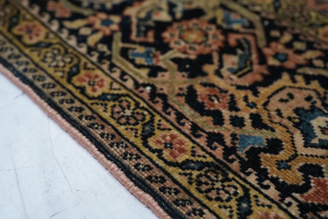 Late 18th Century Antique Farahan Sarouk Rug 4'3'' x 6'7'' - 4