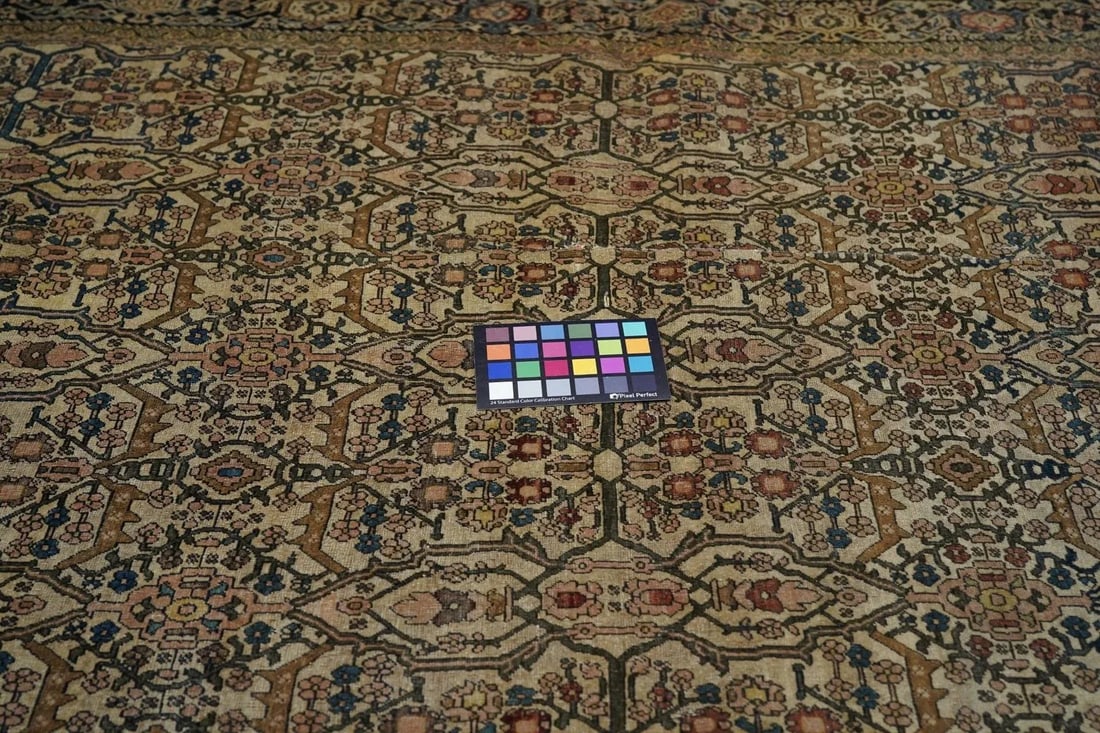Late 18th Century Antique Farahan Sarouk Rug 4'3'' x 6'7'' - 7