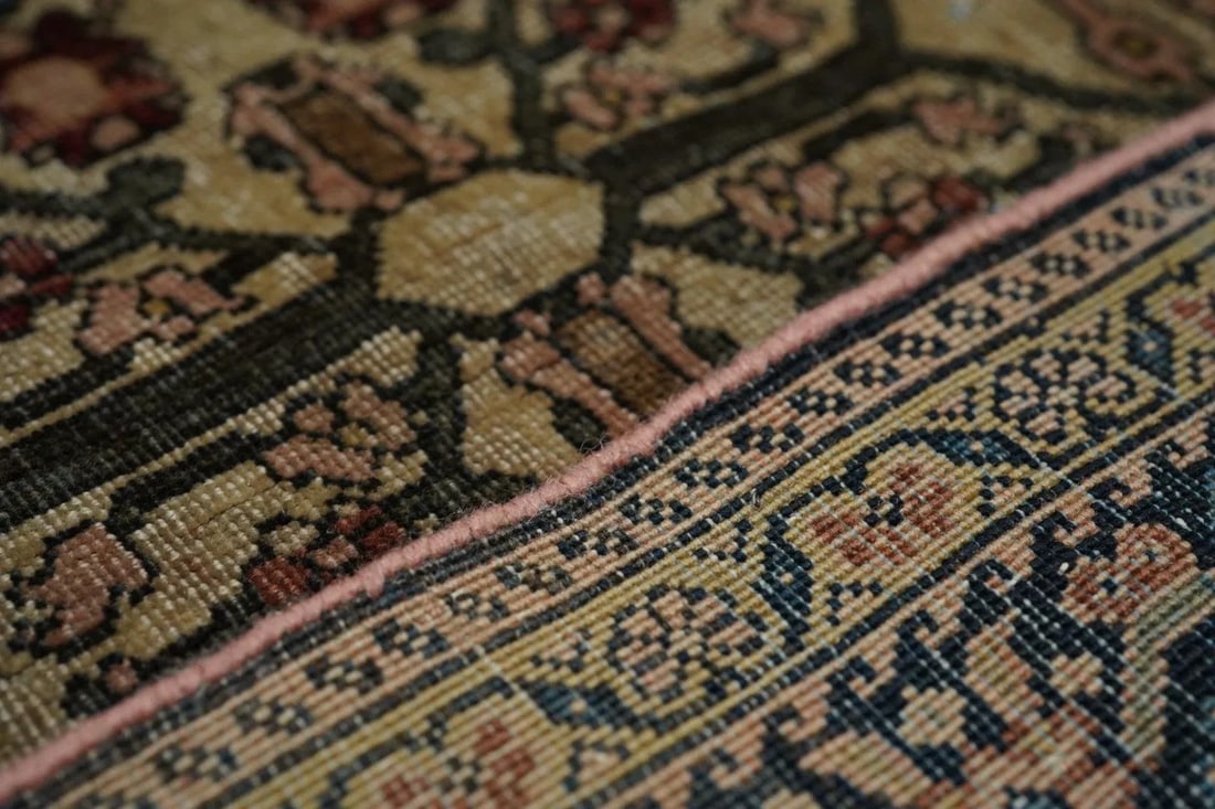 Late 18th Century Antique Farahan Sarouk Rug 4'3'' x 6'7'' - 9