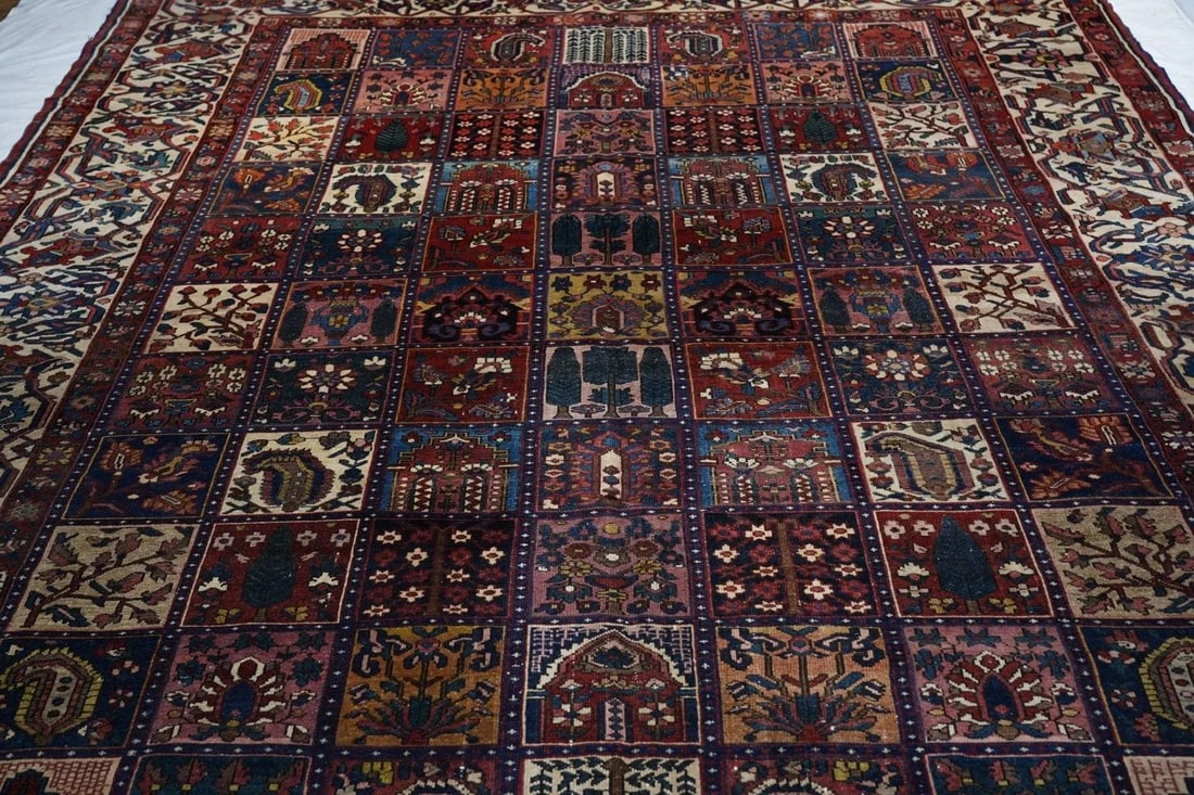 Antique Bakhtiari Rug 9'6'' x 13'0'' - 11