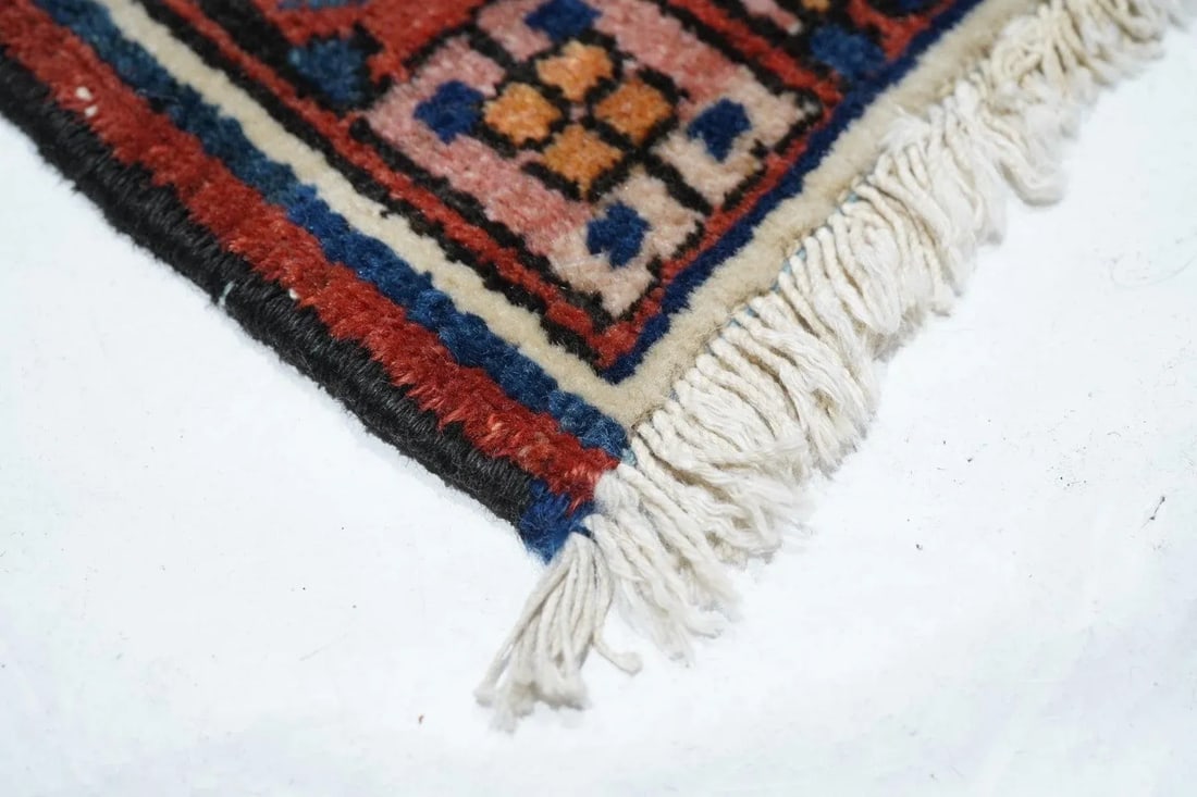 Antique Bakhtiari Rug 9'6'' x 13'0'' - 5