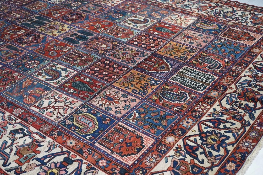 Antique Bakhtiari Rug 9'6'' x 13'0'' - 8