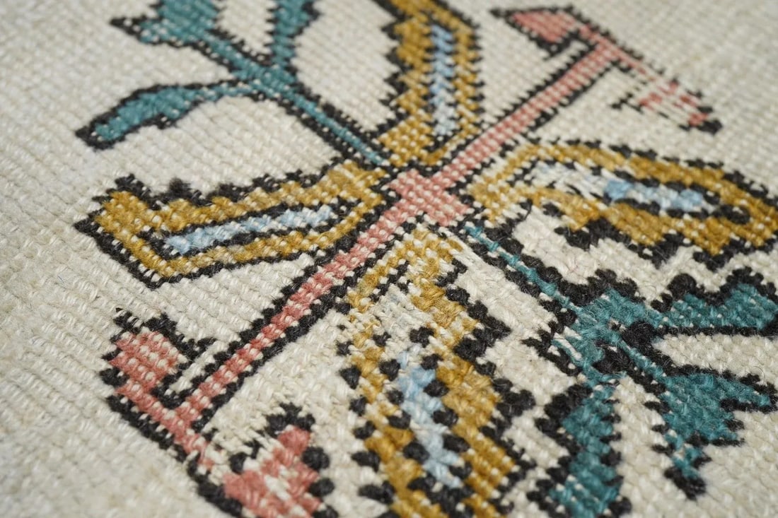 1960s Vintage Ardevil Rug 11'2'' x 11'8'' - 7