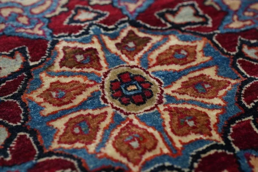 Antique Nain Rug 3'6'' x 5'2'' - 10
