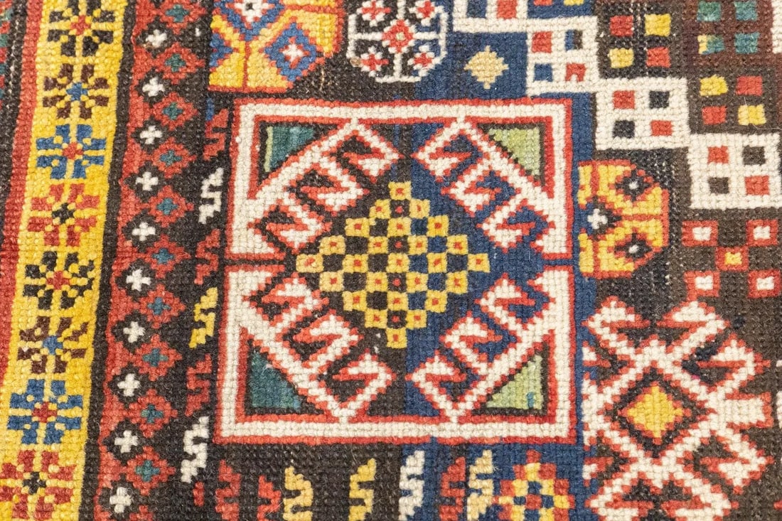 Late 18th Century Antique Caucasian Kuba Rug 4'9'' x 10' - 8