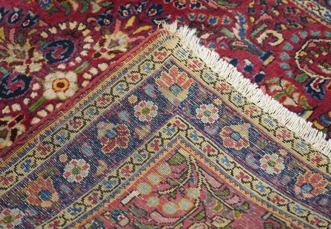 Antique Sarouk Rug 3'4'' x 5'0'' - 4