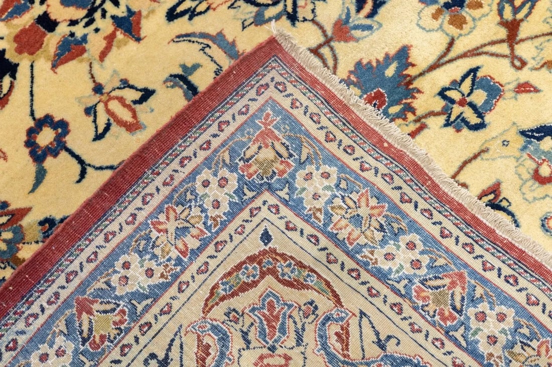 1970s Vintage Persian Nain Rug 5'5'' x 8'5'' - 9