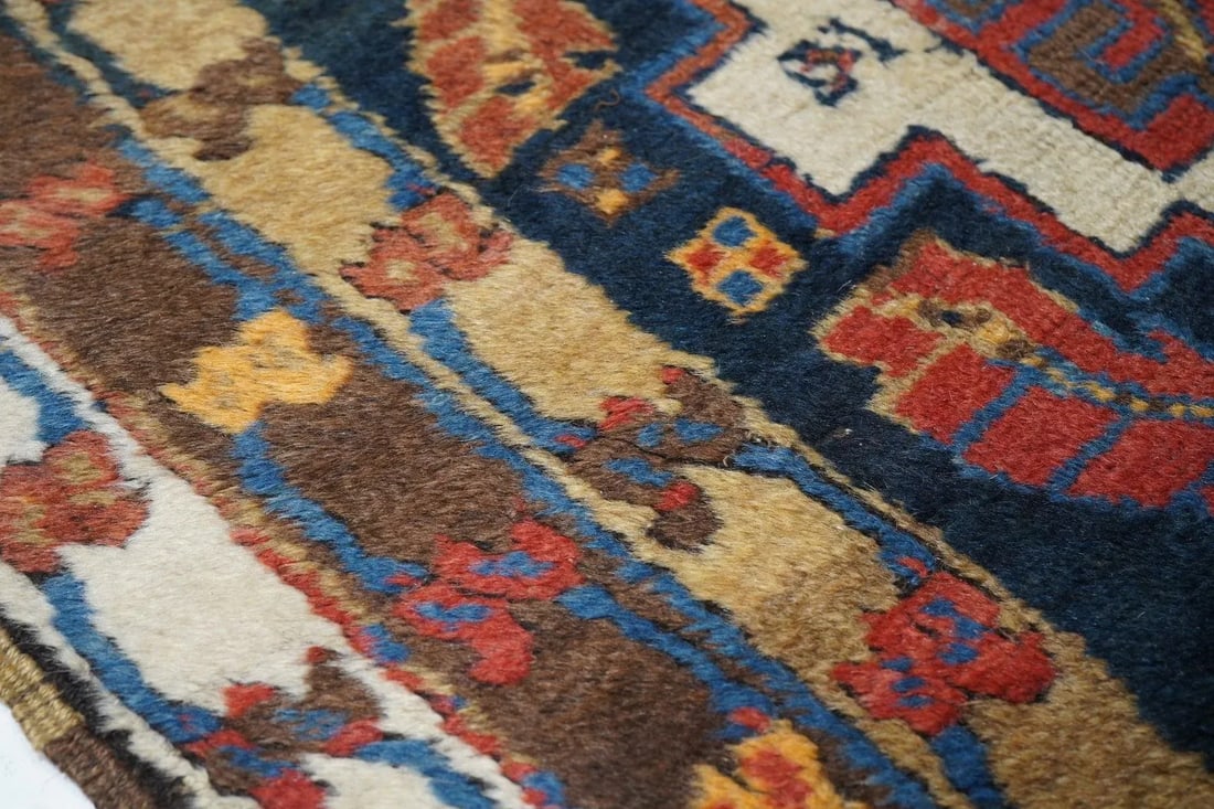 Late 18th Century Antique Heriz Rug 3'0'' x 10'8'' - 6