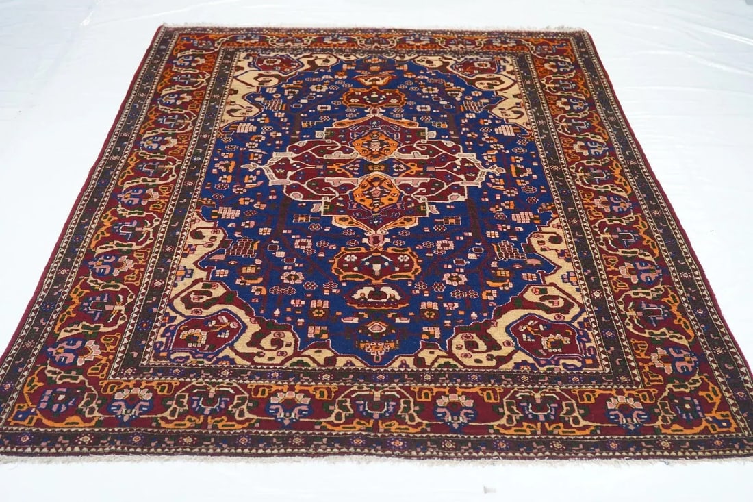 Vintage Isfahan Rug 4'9'' X 6'10'' - 3
