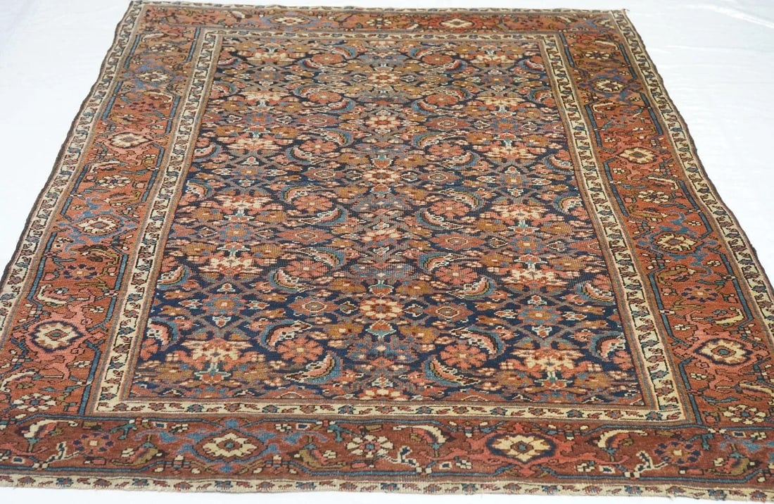 Antique Heriz Serapi Rug 4'9'' x 6'0'' - 10