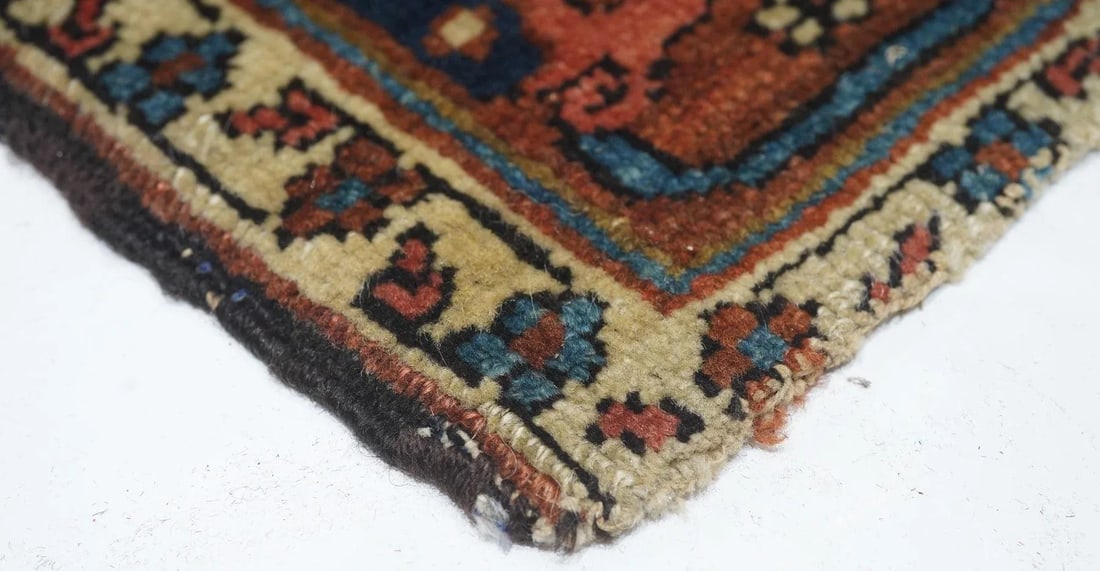 Antique Heriz Serapi Rug 4'9'' x 6'0'' - 6