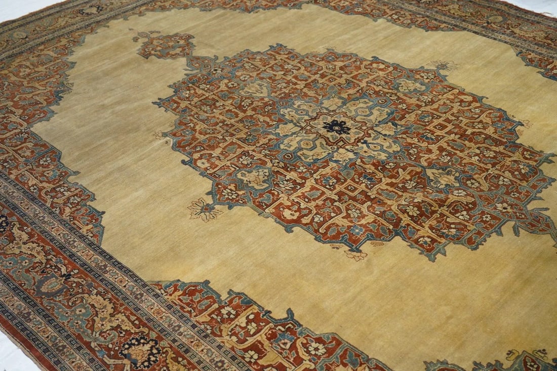 Late 18th Century Antique Haji Jalili Tabriz Rug 8'9'' x 12'0'' - 11