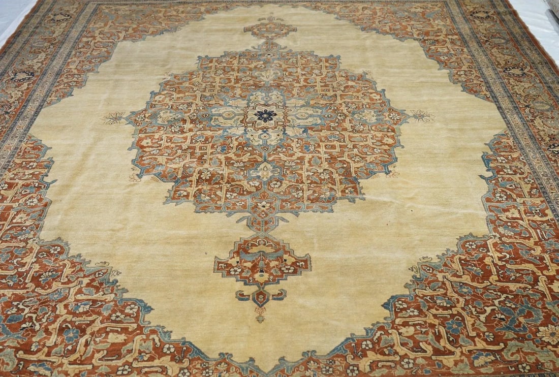 Late 18th Century Antique Haji Jalili Tabriz Rug 8'9'' x 12'0'' - 9