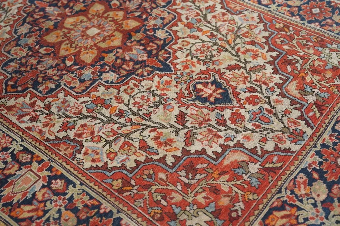 Late 18th Century Antique Farahan Sarouk Rug 3'4'' x 4'10'' - 8