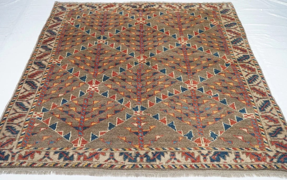 Vintage Veramin Rug 5'0'' X 6'5'' - 8