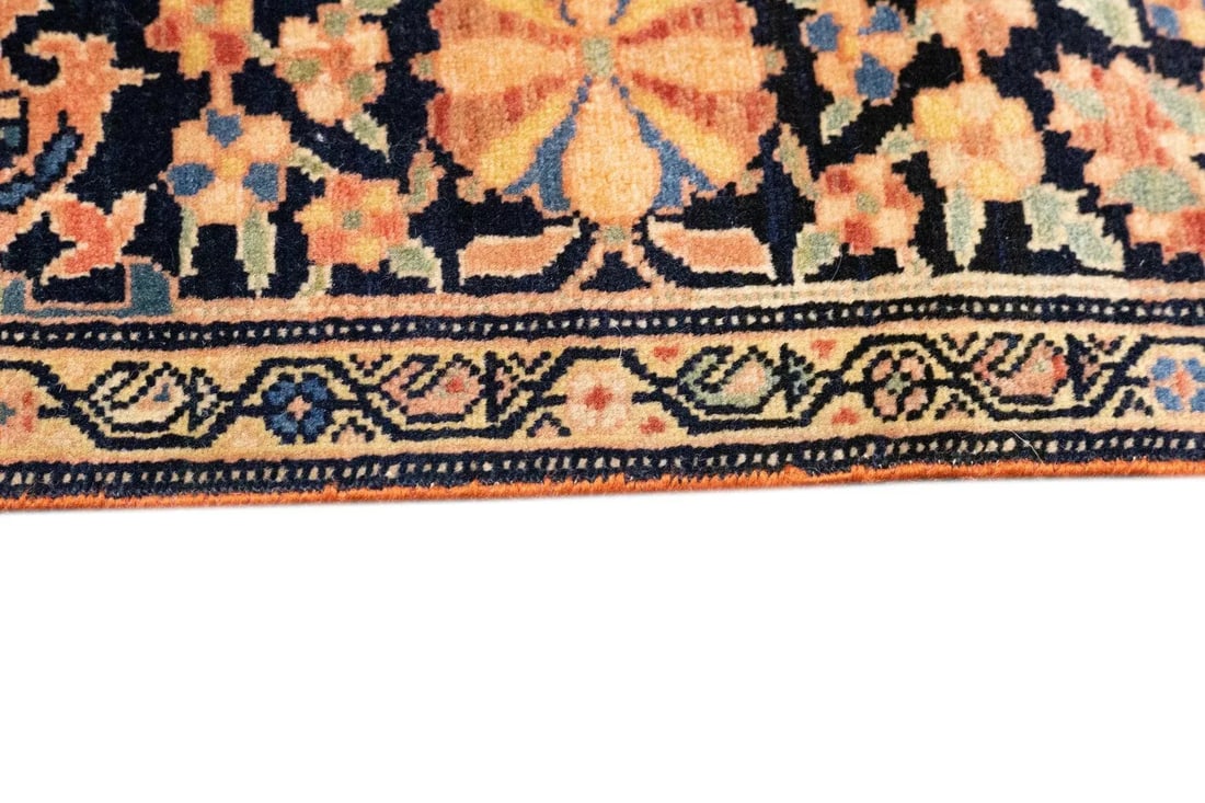 Late 18th Century Antique Farahan Sarouk Rug 3'5'' x 5' - 9