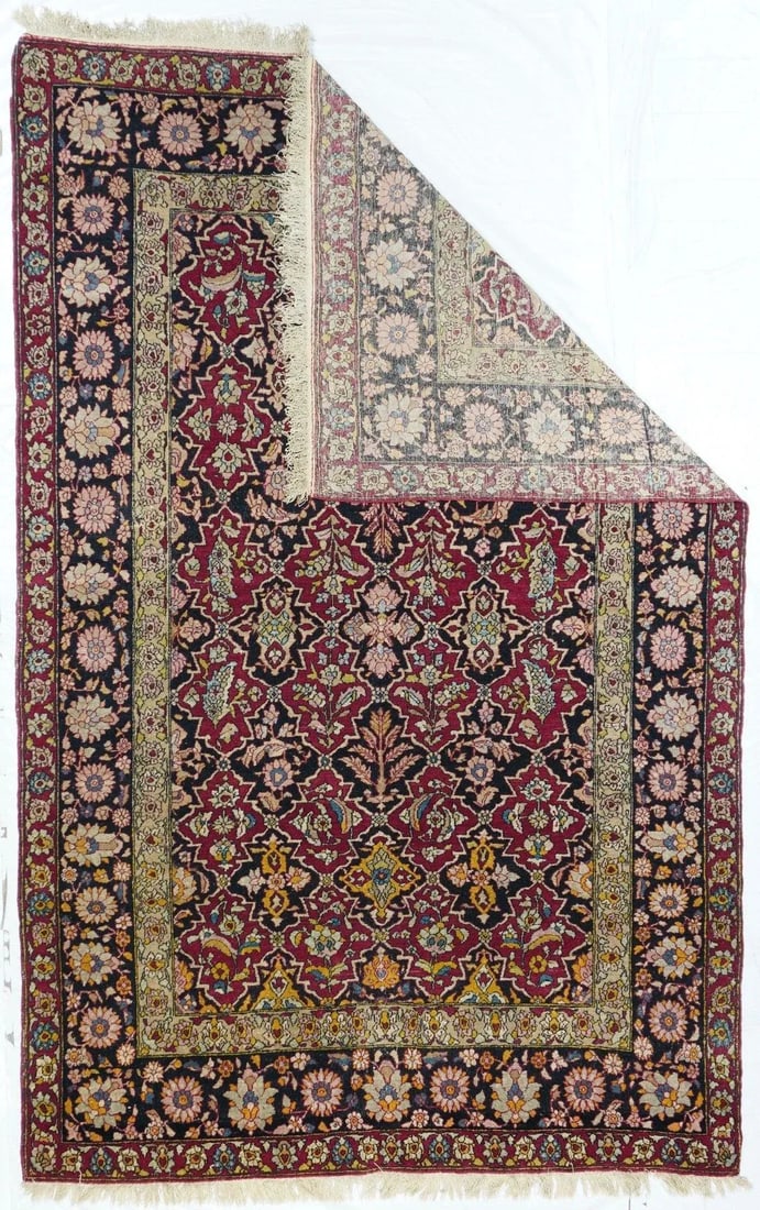 Antique Isfahan Rug 4'7'' x 7'10'' - 2