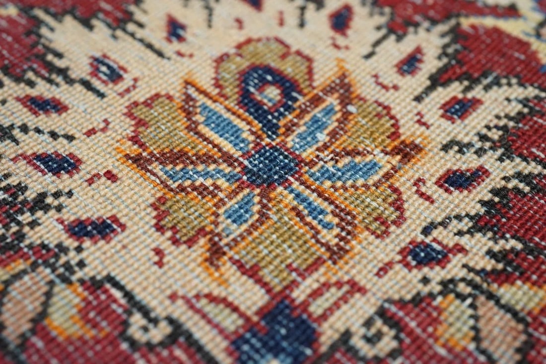 Fine Antique Persian Isfahan Rug 6'10'' X 11'0'' - 8