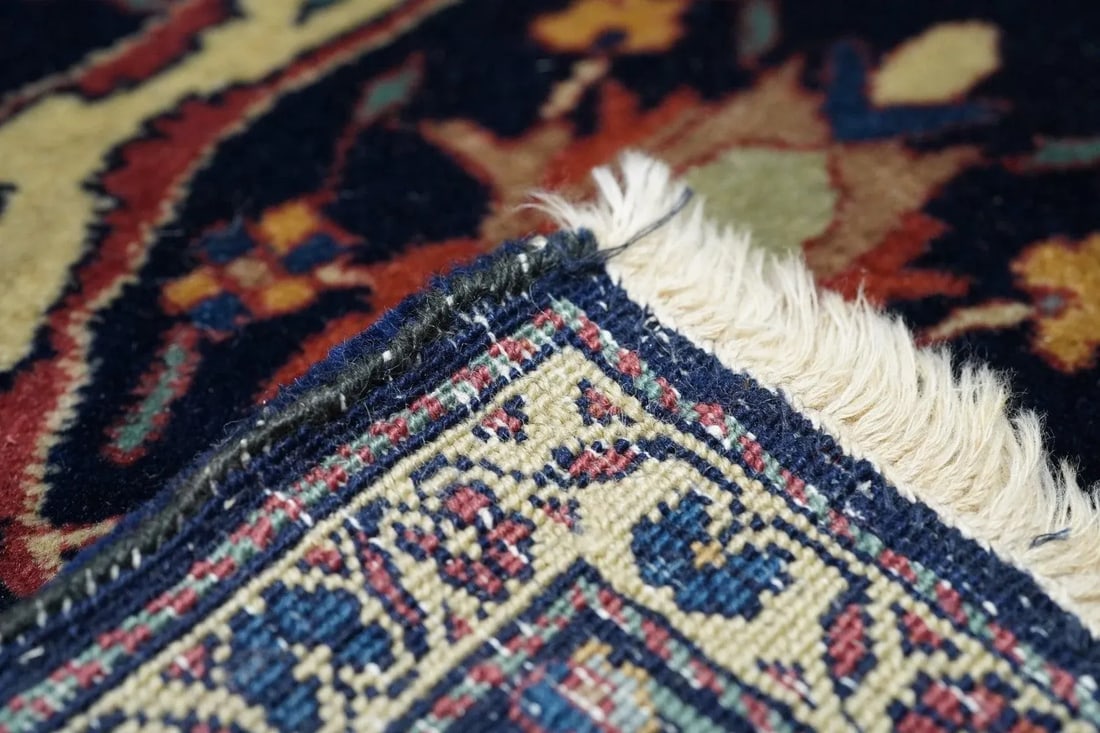 Antique Sarouk Rug 4'6'' x 6'6'' - 9