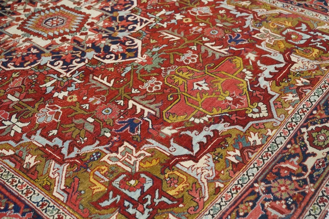 Antique Red Heriz Serapi Rug 4'10'' x 6'9'' - 11