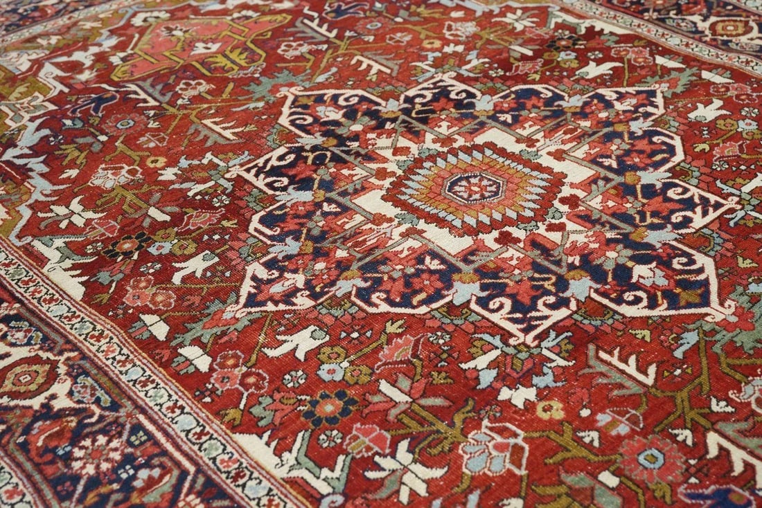 Antique Red Heriz Serapi Rug 4'10'' x 6'9'' - 12