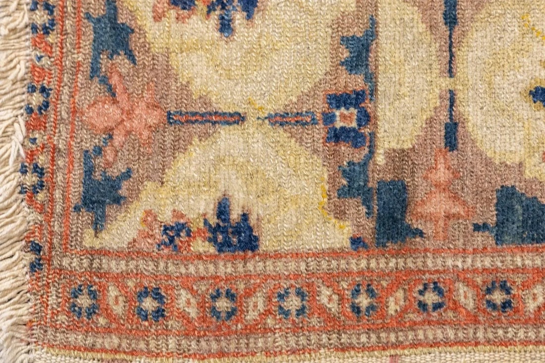 Antique Persian Senneh Rug 4'6'' x 6'2'' - 11