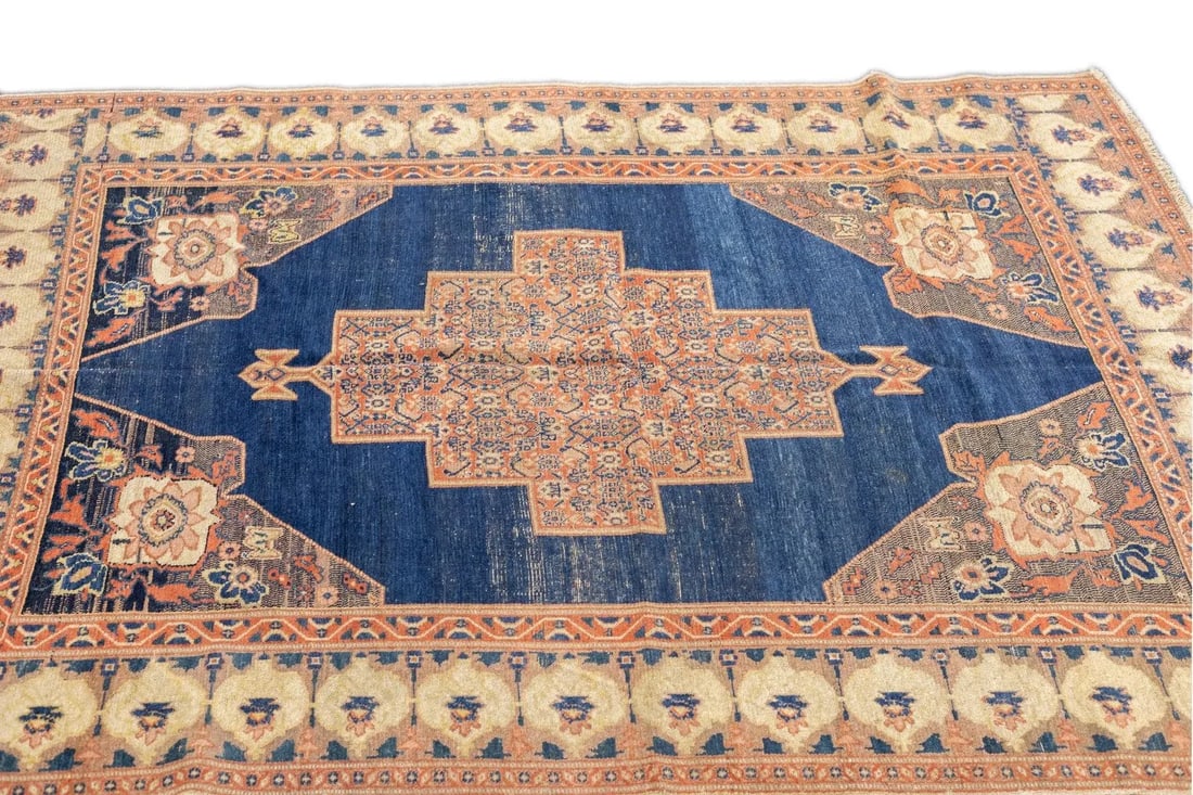 Antique Persian Senneh Rug 4'6'' x 6'2'' - 2