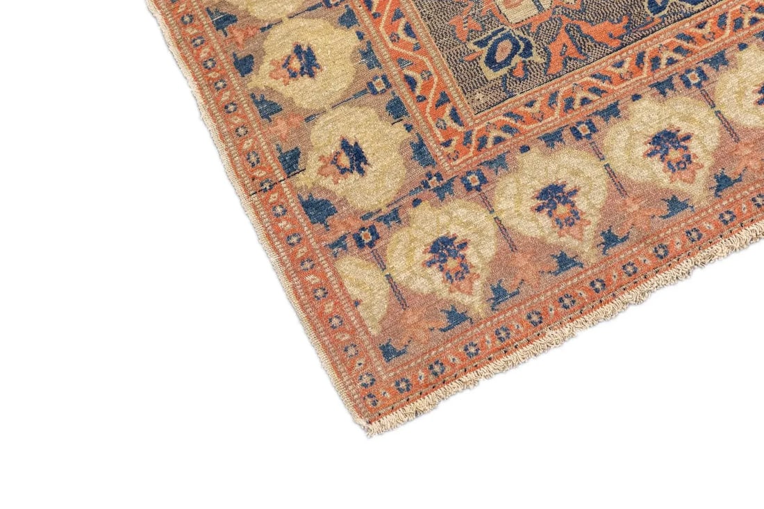 Antique Persian Senneh Rug 4'6'' x 6'2'' - 7