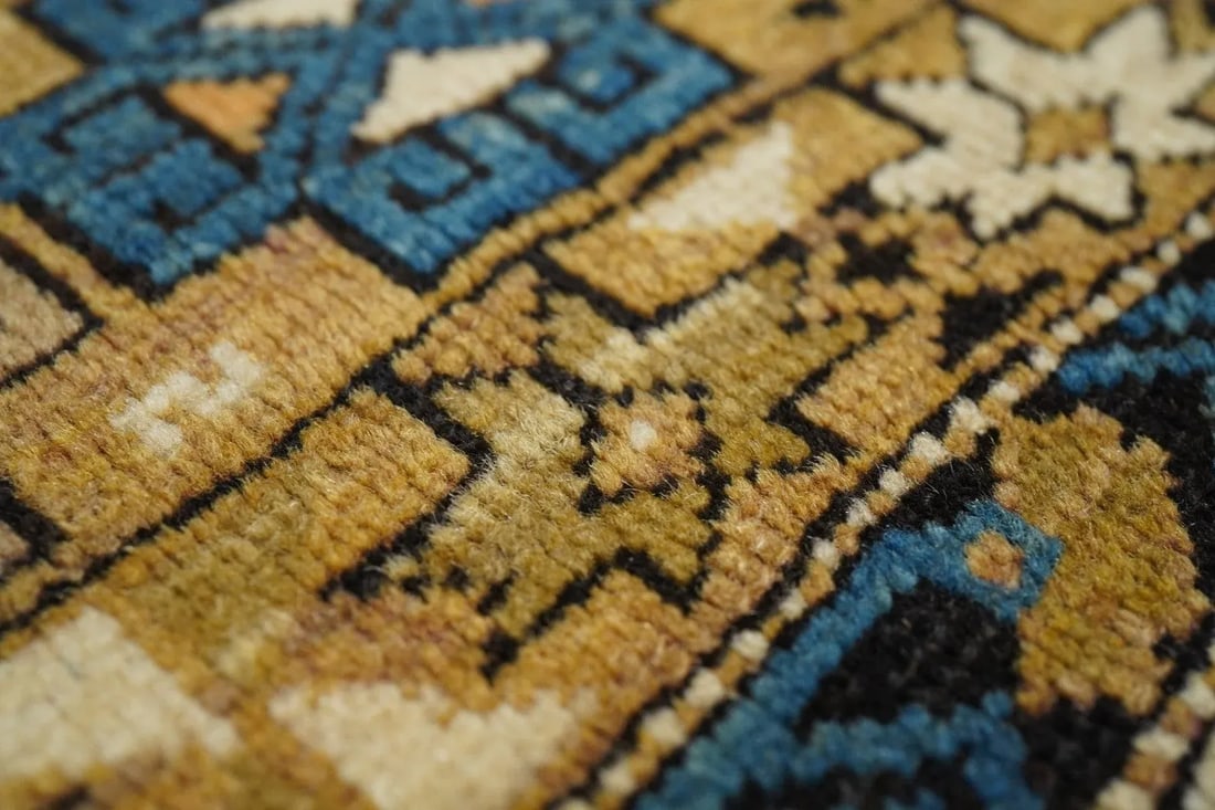 Antique Shirvan Rug 3'10'' x 5'2'' - 2