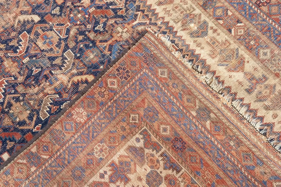 Late 18th Century Antique Persian Qashqai Rug 4'6'' x 8'4'' - 2